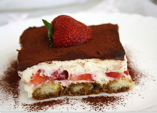 Meyveli Tiramisu