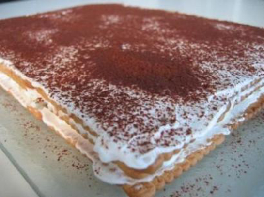 Bisküvili Tiramisu Tarifi ve Malzemeleri